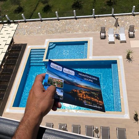 Metropolis Hotell Ulcinj Exteriör bild