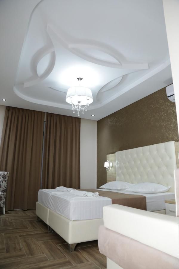 Metropolis Hotell Ulcinj Exteriör bild